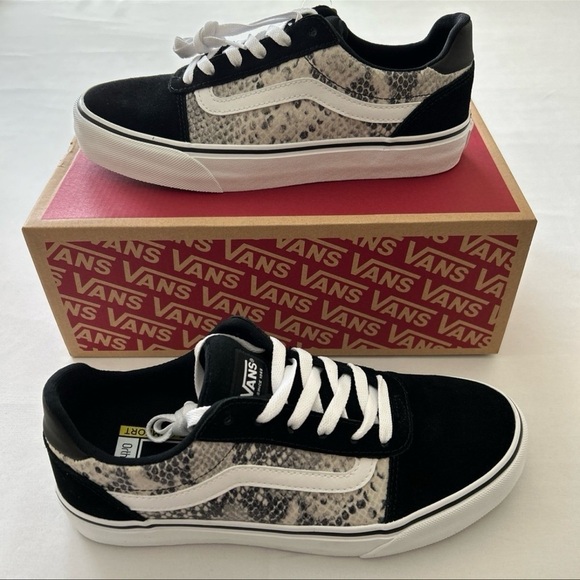 (NWT) Vans Ward DX Women's Shoes in Gray & Black - Picture 1 of 16